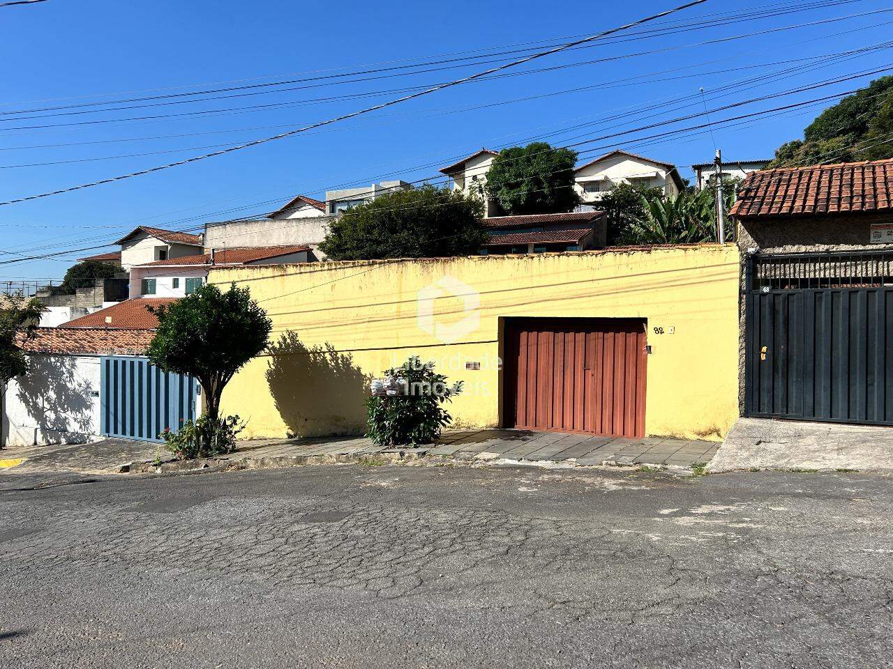 Casa à venda, 4 quartos no Caiçara.: 