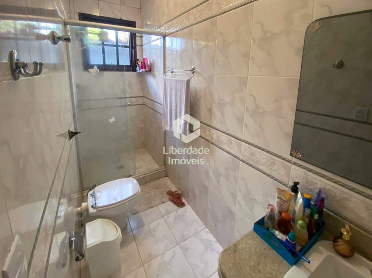 Casa à venda, 4 quartos no Caiçara.: 