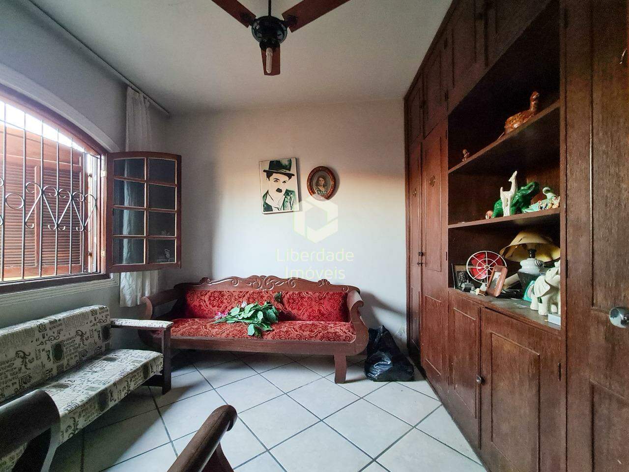 Casa à venda, 2 quartos no Santa Branca.: 