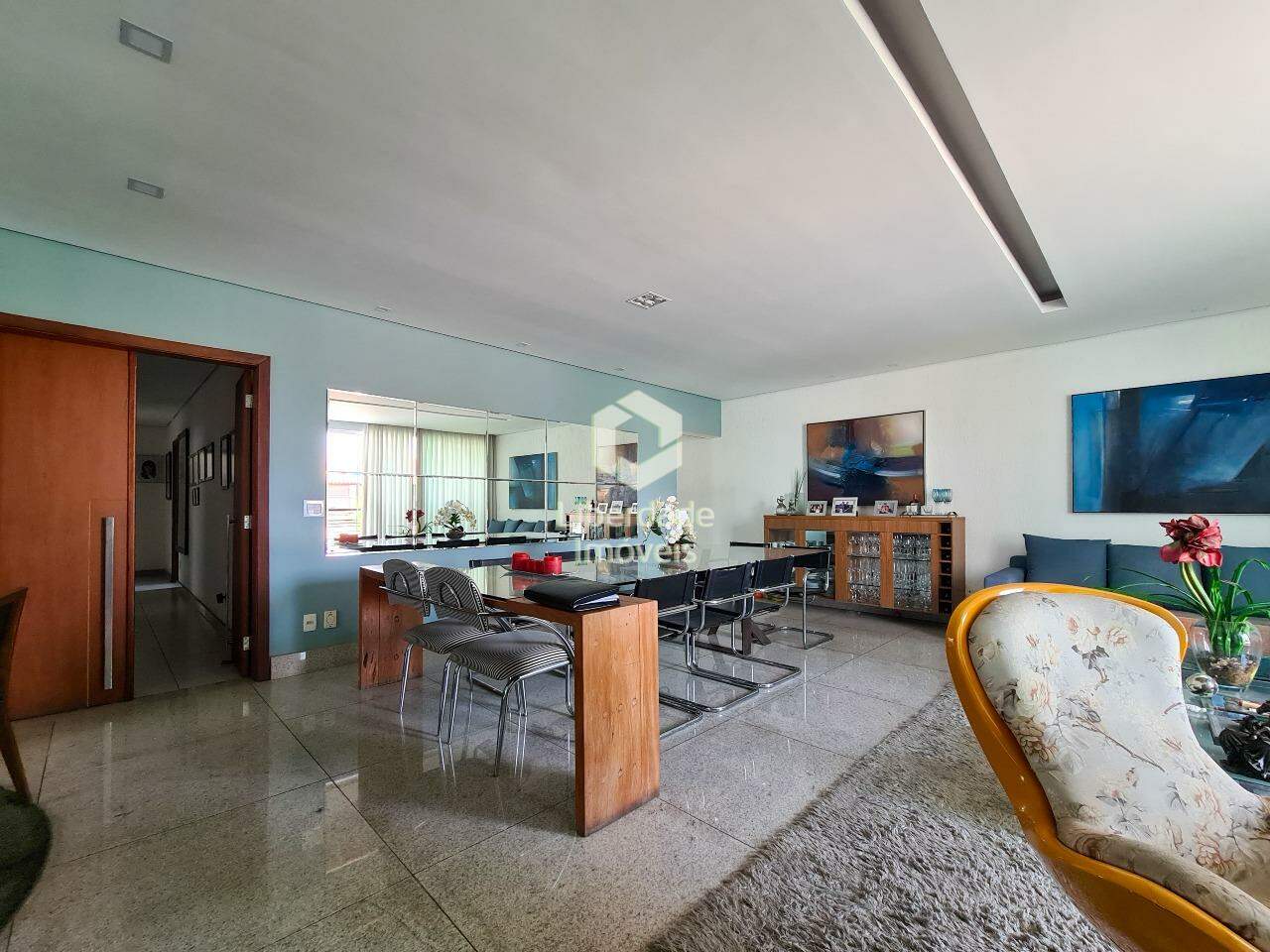 Casa à venda, 5 quartos no Caiçara.: 