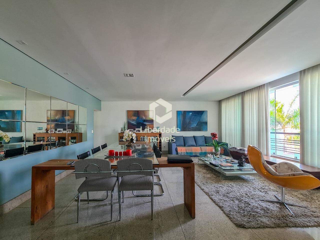 Casa à venda, 5 quartos no Caiçara.: 