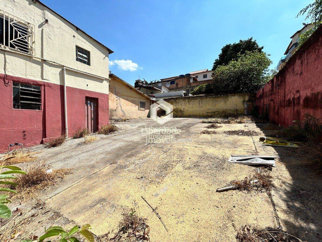 Lote à venda, no Caiçara.: 