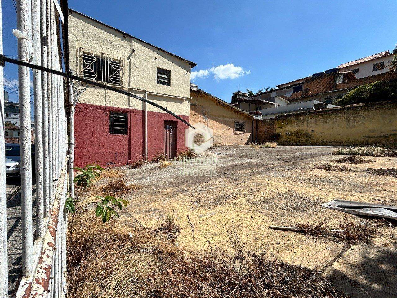 Lote à venda, no Caiçara.: 