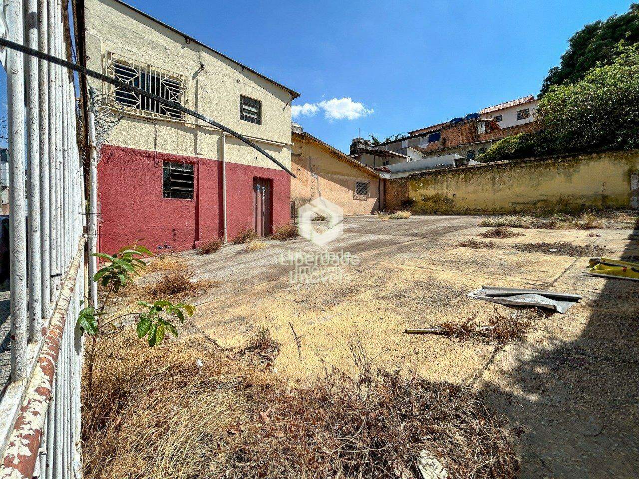 Lote à venda, no Caiçara.: 