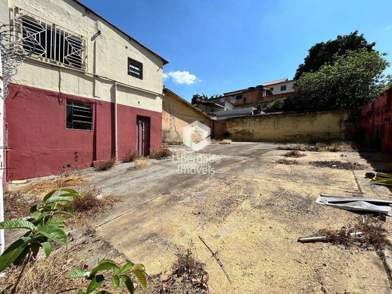 Lote à venda, no Caiçara.: 