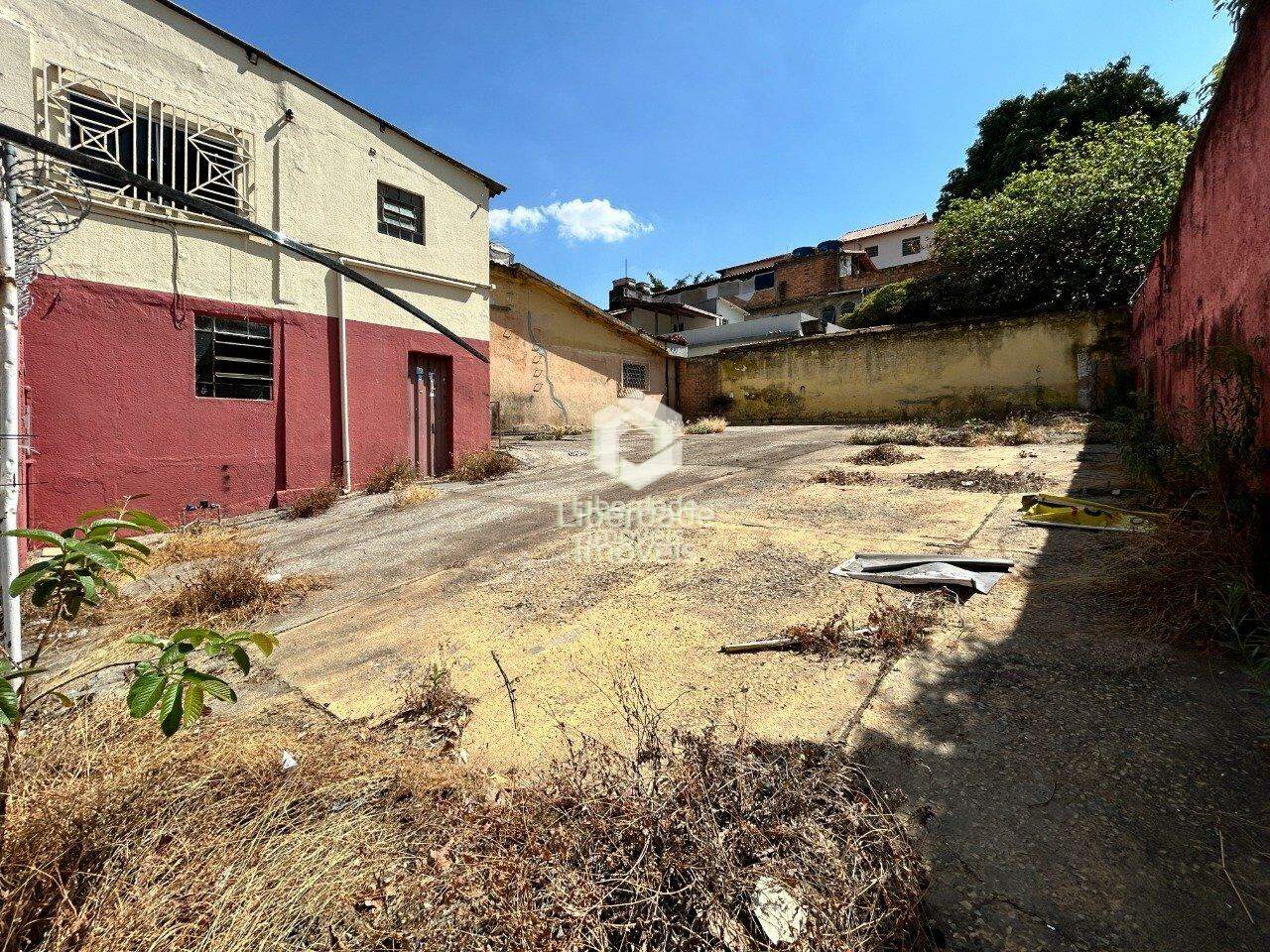 Lote à venda, no Caiçara.: 