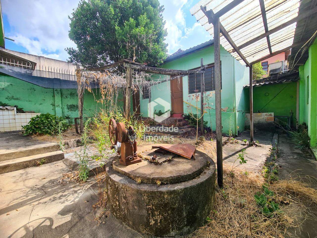Lote à venda, no Caiçara.: 