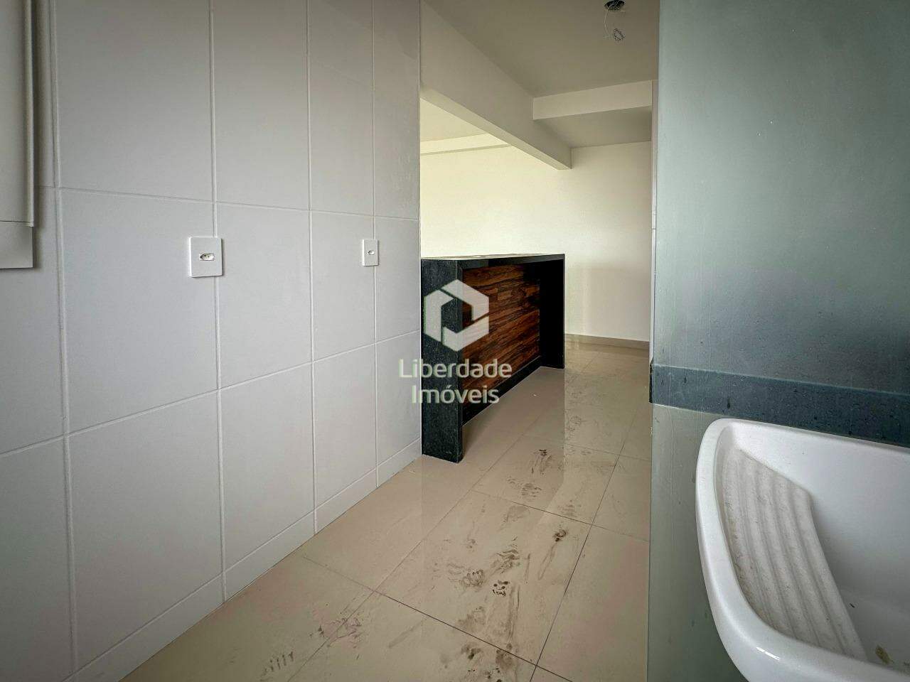 Apartamento à venda, 2 quartos no Carlos Prates.: 