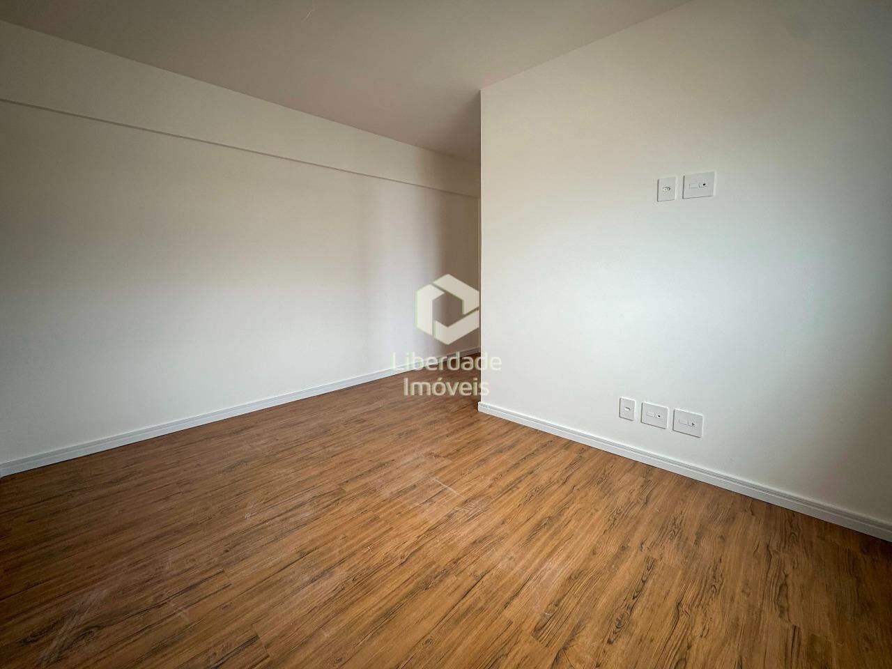Apartamento à venda, 2 quartos no Carlos Prates.: 