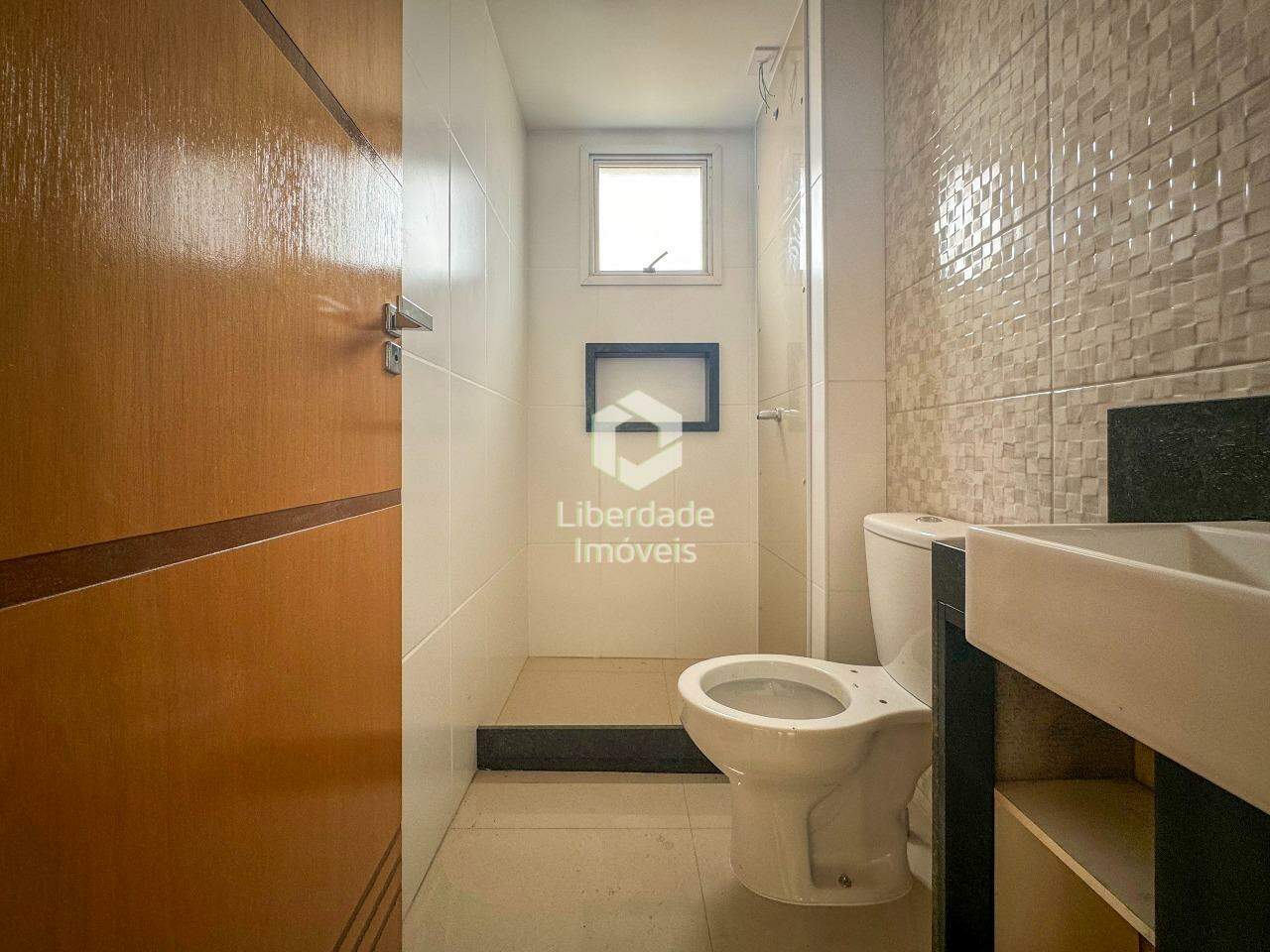 Apartamento à venda, 3 quartos no Carlos Prates.: 
