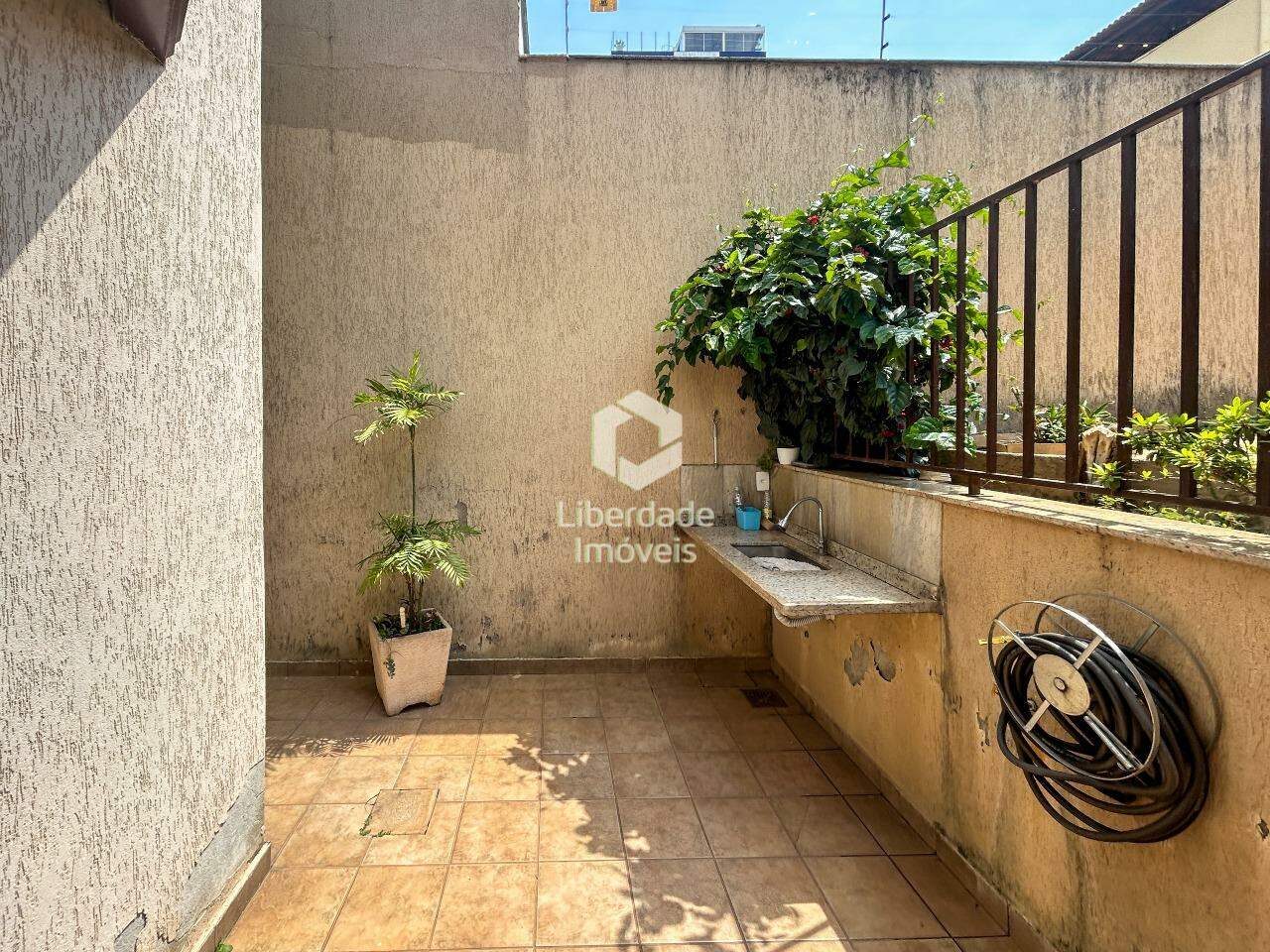 Casa à venda, 4 quartos no Caiçara.: 