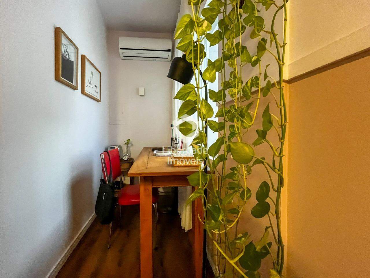 Sala à venda, no Santa Efigênia.: 