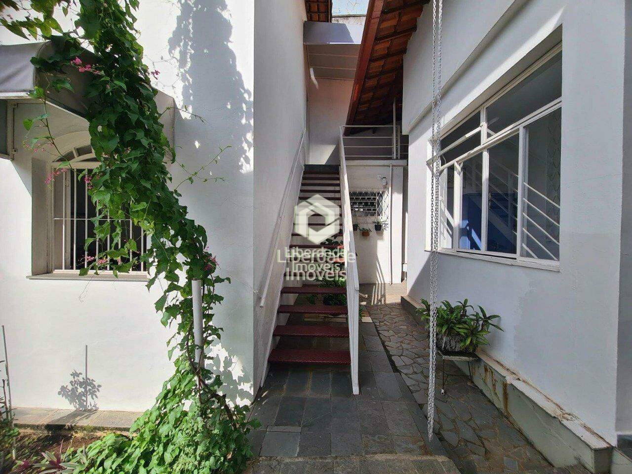 Casa à venda, 3 quartos no Caiçara.: 