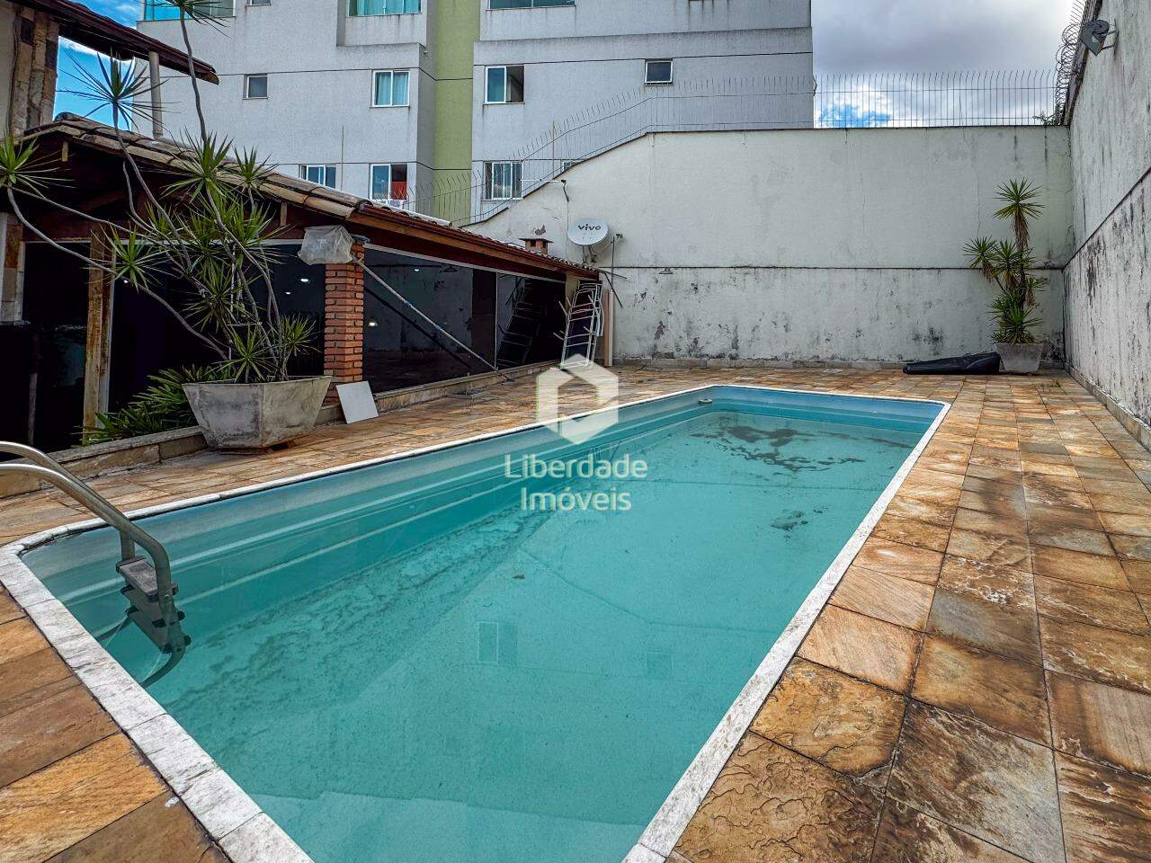 Casa à venda, 4 quartos no Caiçara.: 