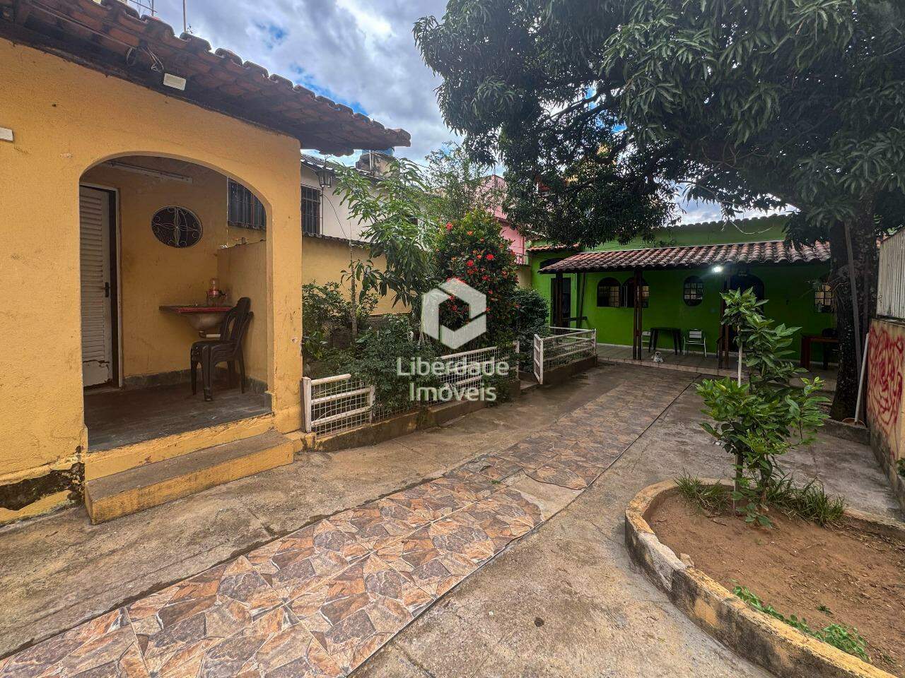 Casa à venda, 4 quartos no Caiçara.: 