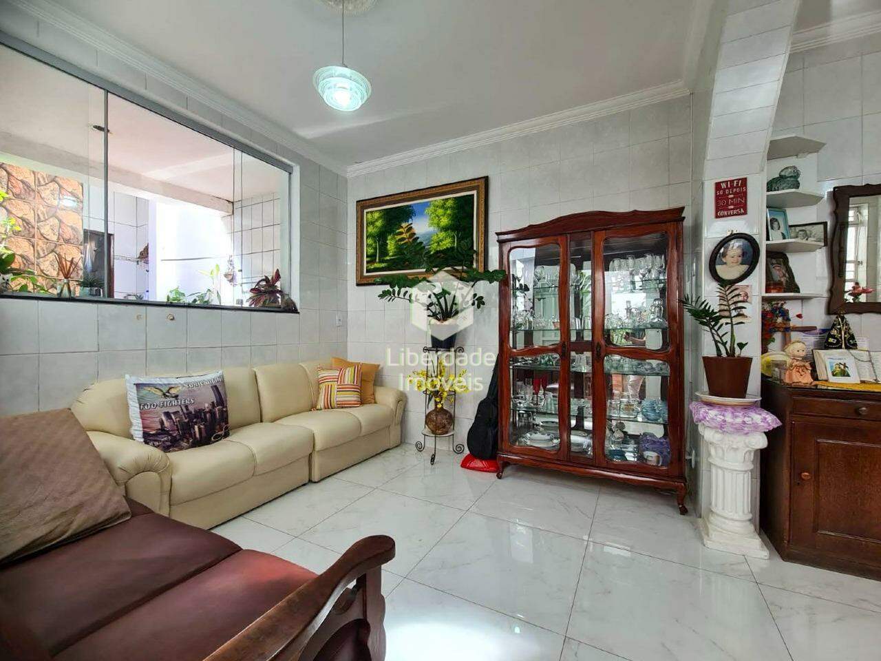 Casa à venda, 3 quartos no Caiçara.: 