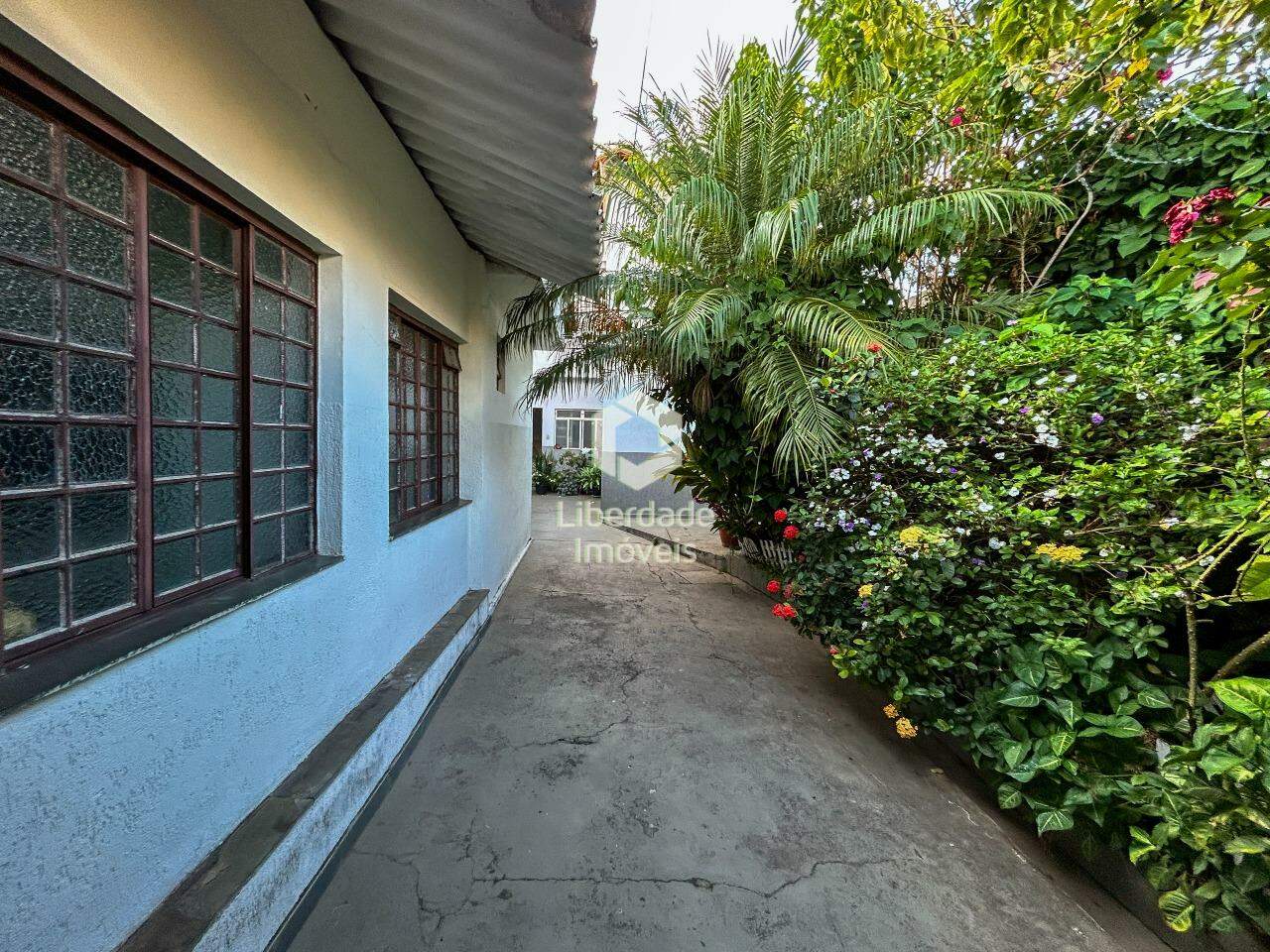 Casa comercial à venda, no Padre Eustáquio.: 