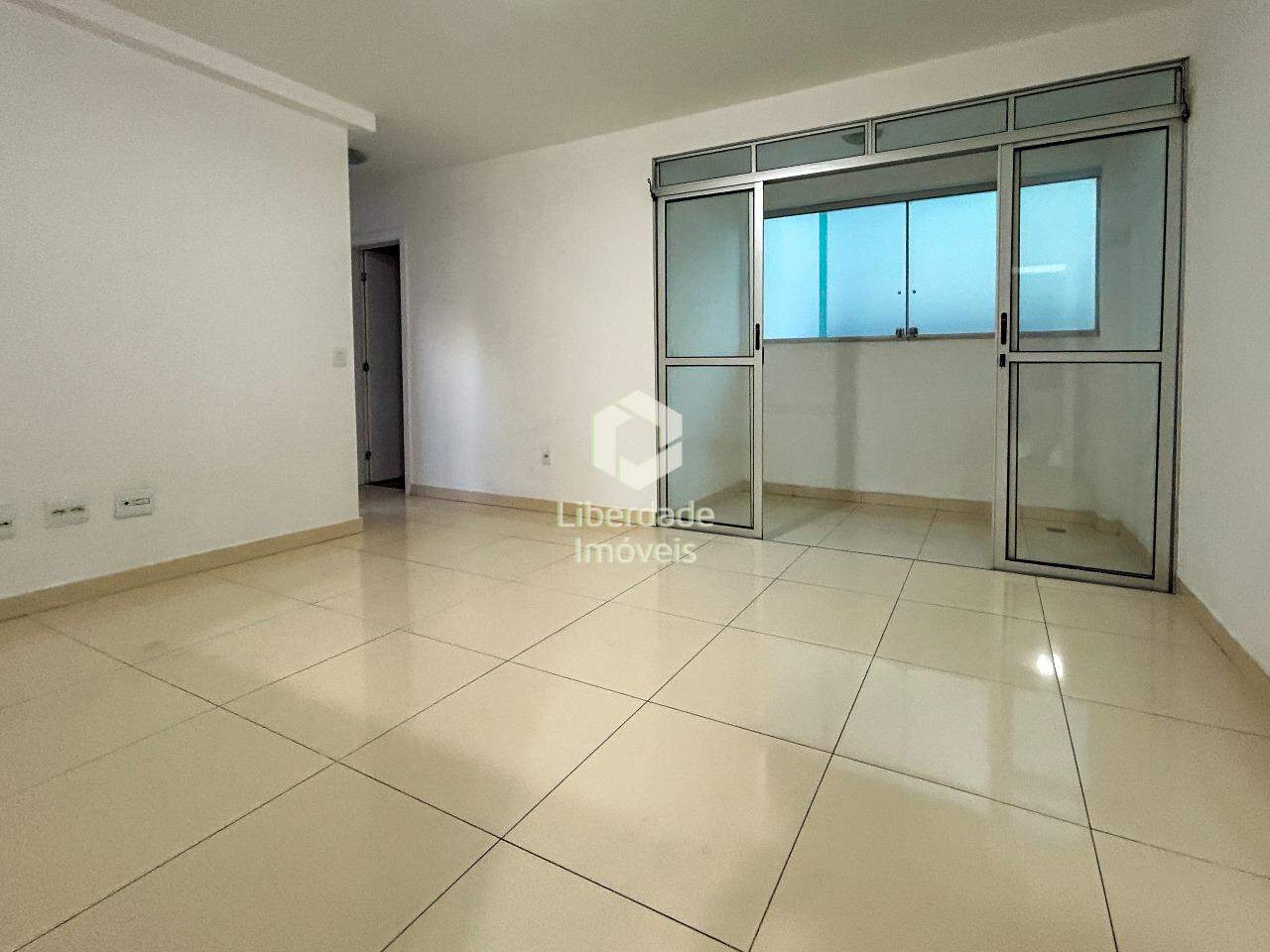 Apartamento com área privativa para aluguel, 2 quartos no Caiçara.: 