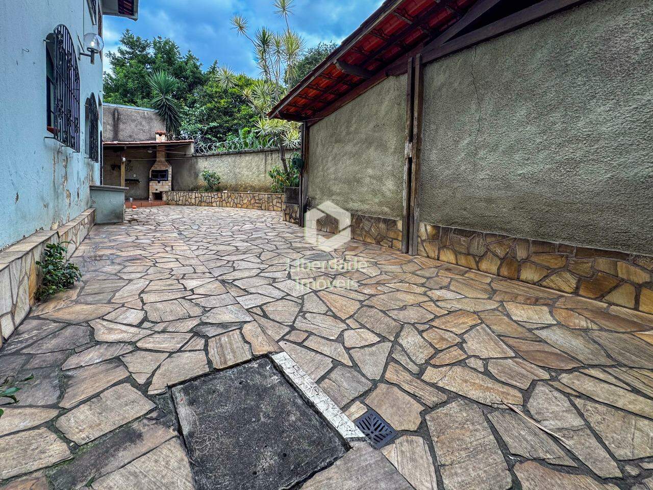 Casa à venda, 4 quartos no Padre Eustáquio.: 