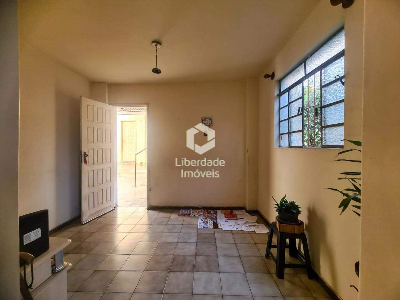 Casa à venda, 4 quartos no Caiçara.: 