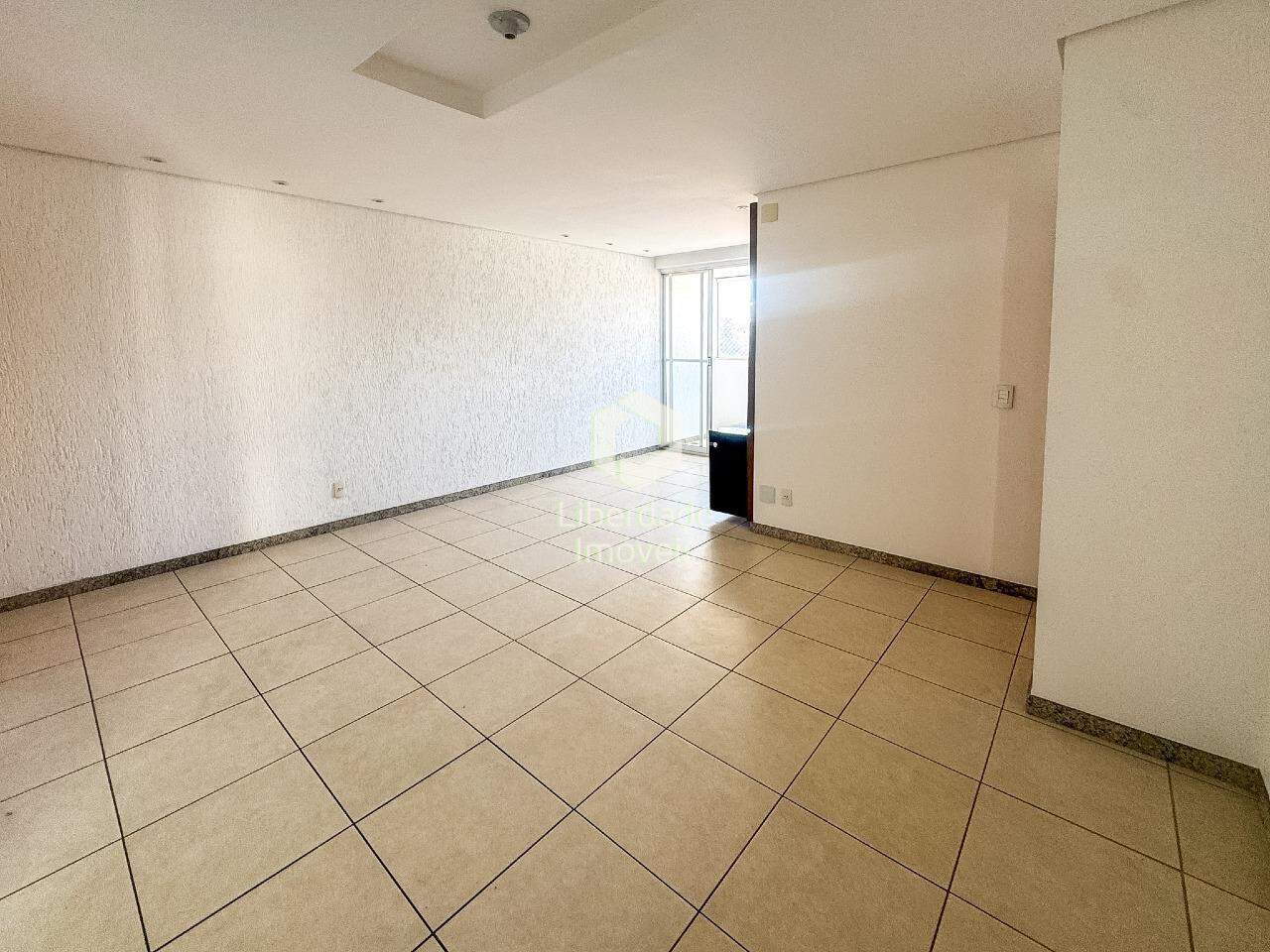 Apartamento para aluguel, 3 quartos no Calafate.: 