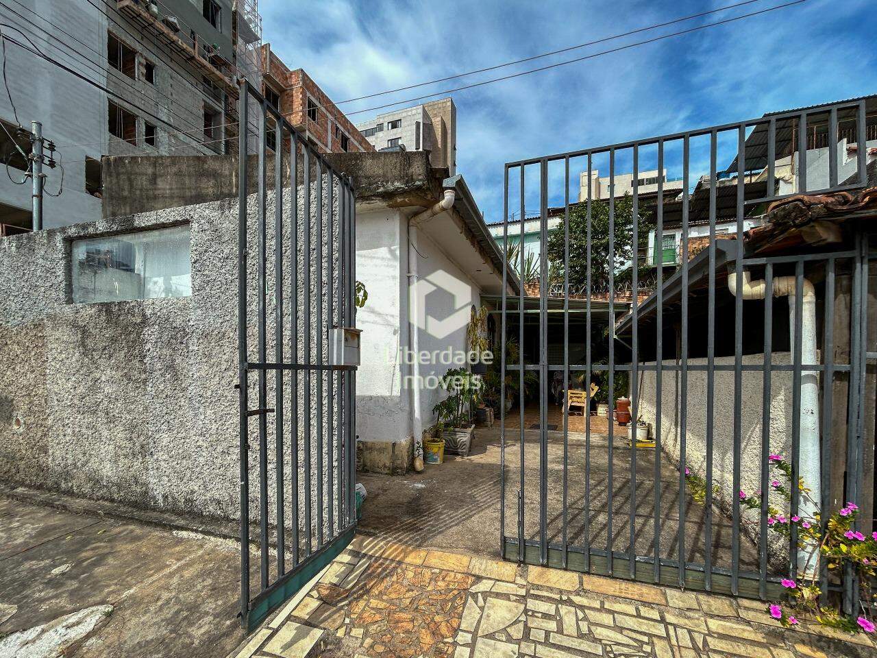 Casa à venda, 5 quartos no Caiçara.: 