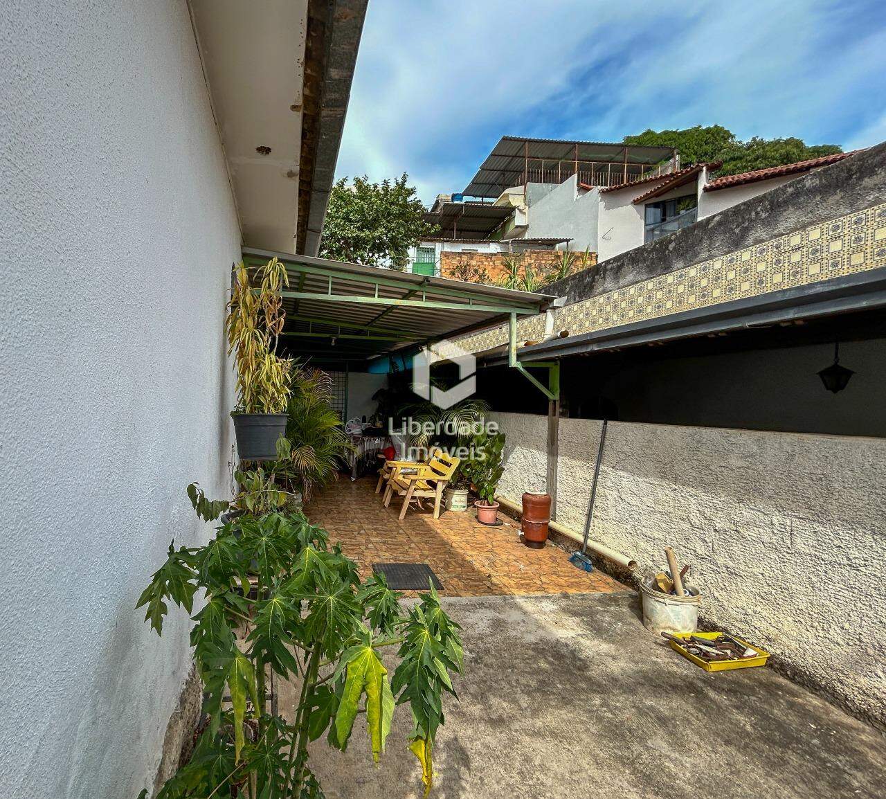 Casa à venda, 5 quartos no Caiçara.: 