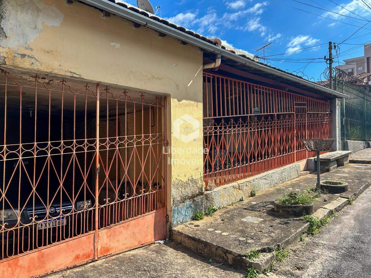 Casa à venda, 3 quartos no Caiçara.: 