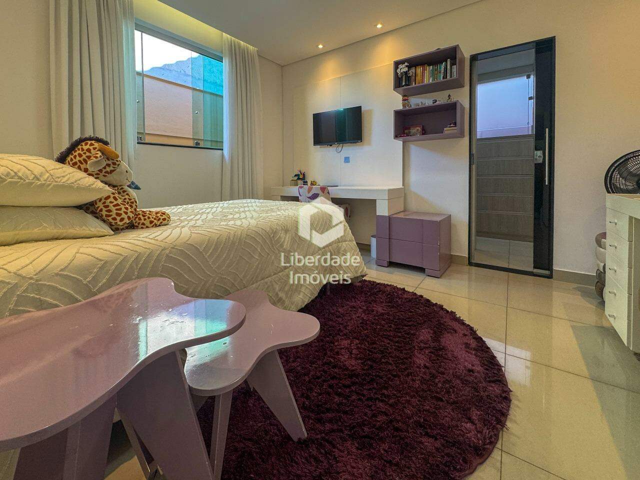 Casa à venda, 3 quartos no Caiçara.: 