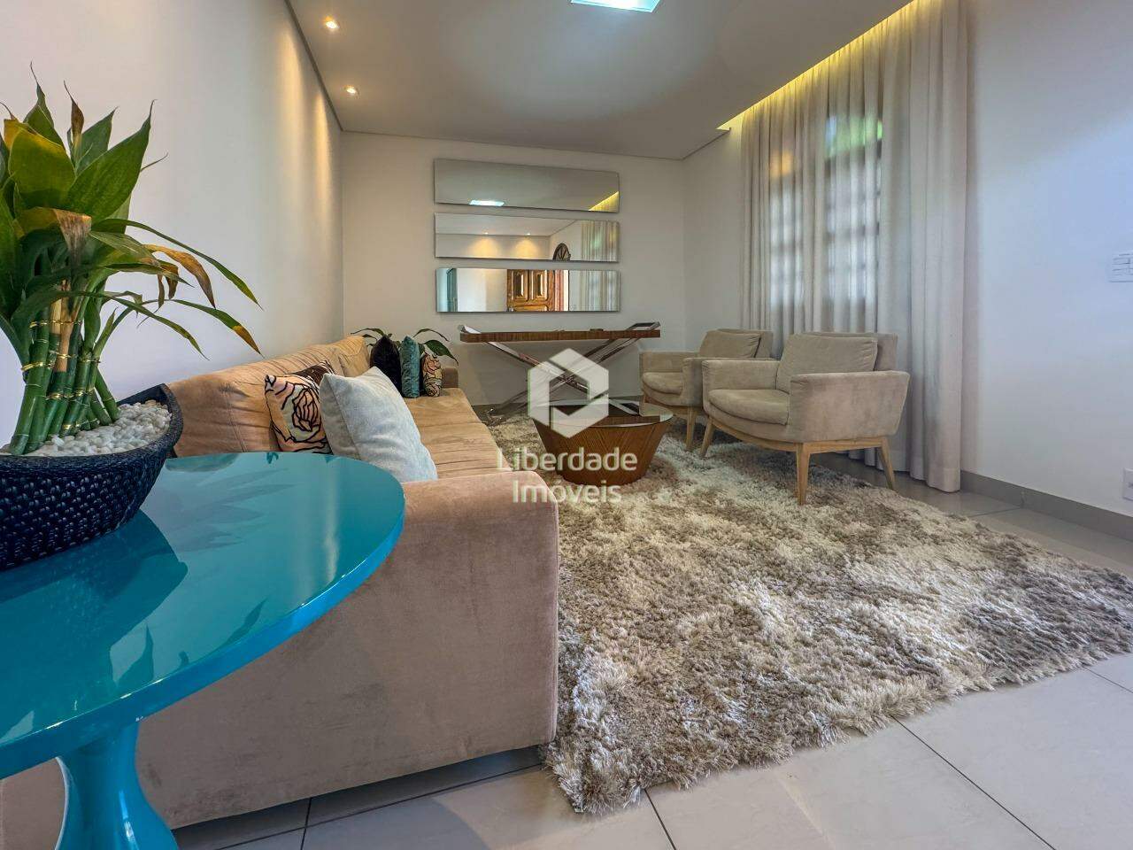 Casa à venda, 3 quartos no Caiçara.: 