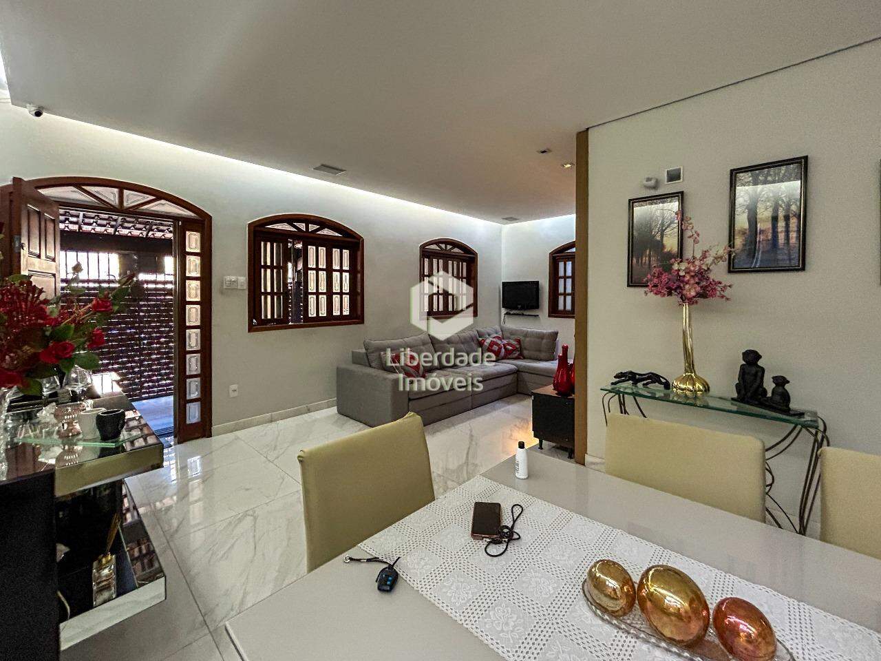 Casa à venda, 4 quartos no Bonfim.: 