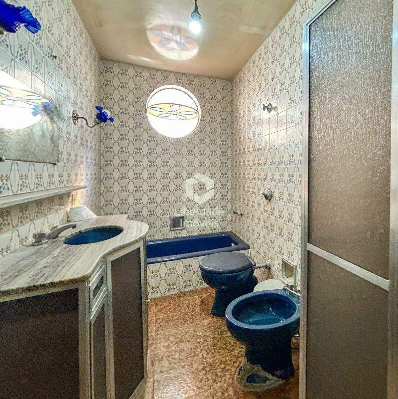 Casa à venda, 4 quartos no Caiçara.: 
