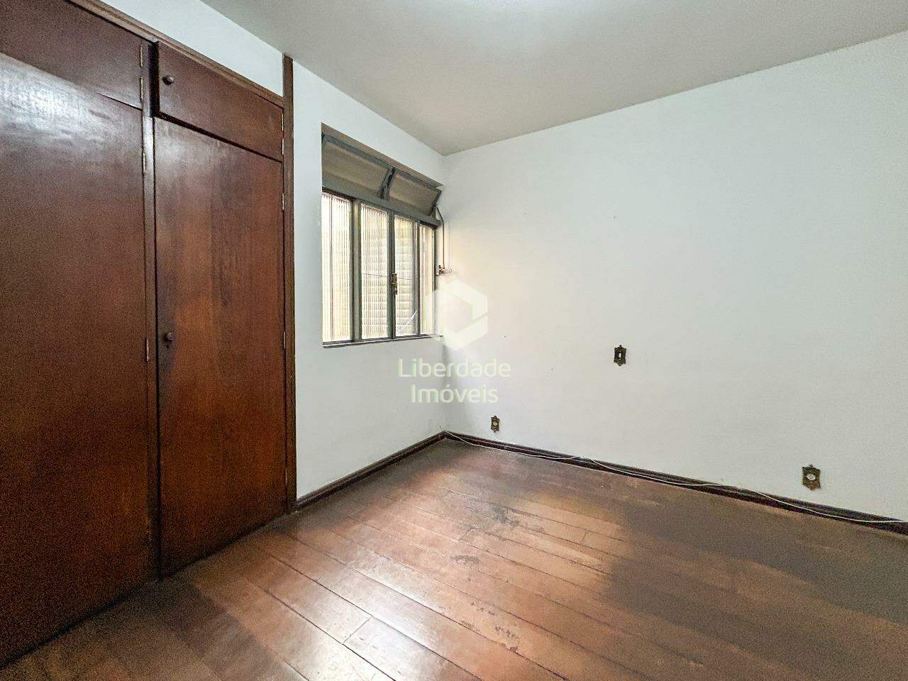 Casa à venda, 4 quartos no Caiçara.: 