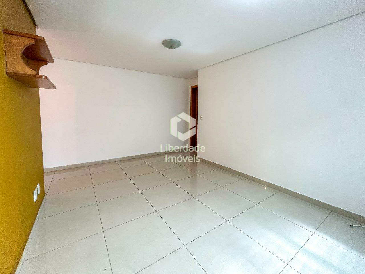 Apartamento à venda, 3 quartos no Carlos Prates.: 