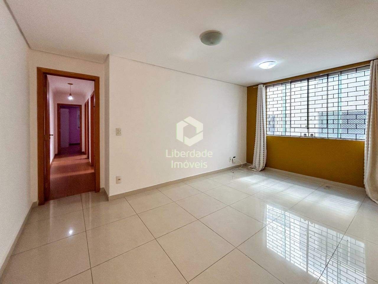 Apartamento à venda, 3 quartos no Carlos Prates.: 