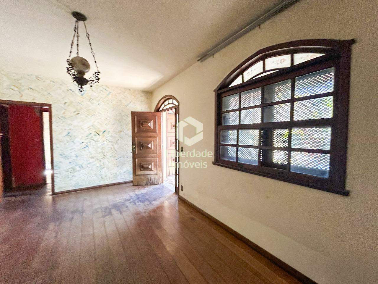 Casa à venda, 3 quartos no Caiçara.: 