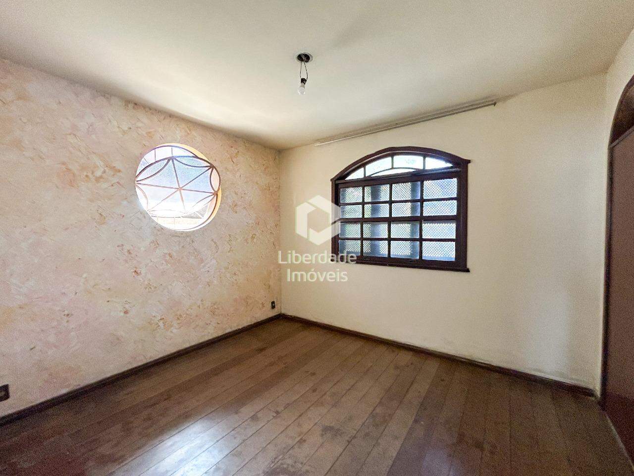 Casa à venda, 3 quartos no Caiçara.: 