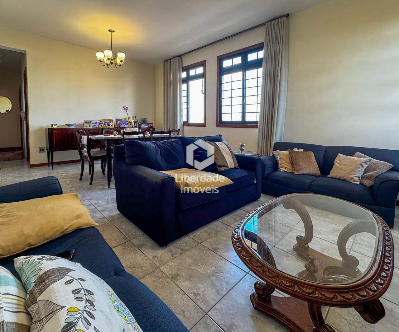 Casa à venda, 3 quartos no Caiçara.: 