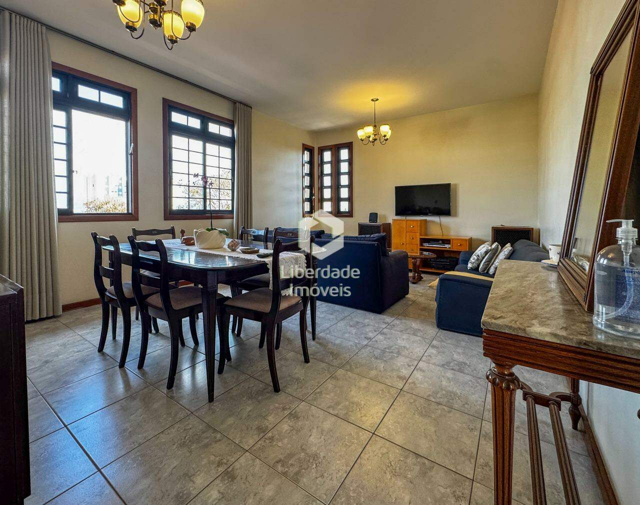 Casa à venda, 3 quartos no Caiçara.: 