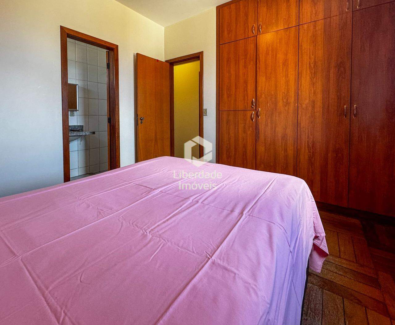 Casa à venda, 3 quartos no Caiçara.: 