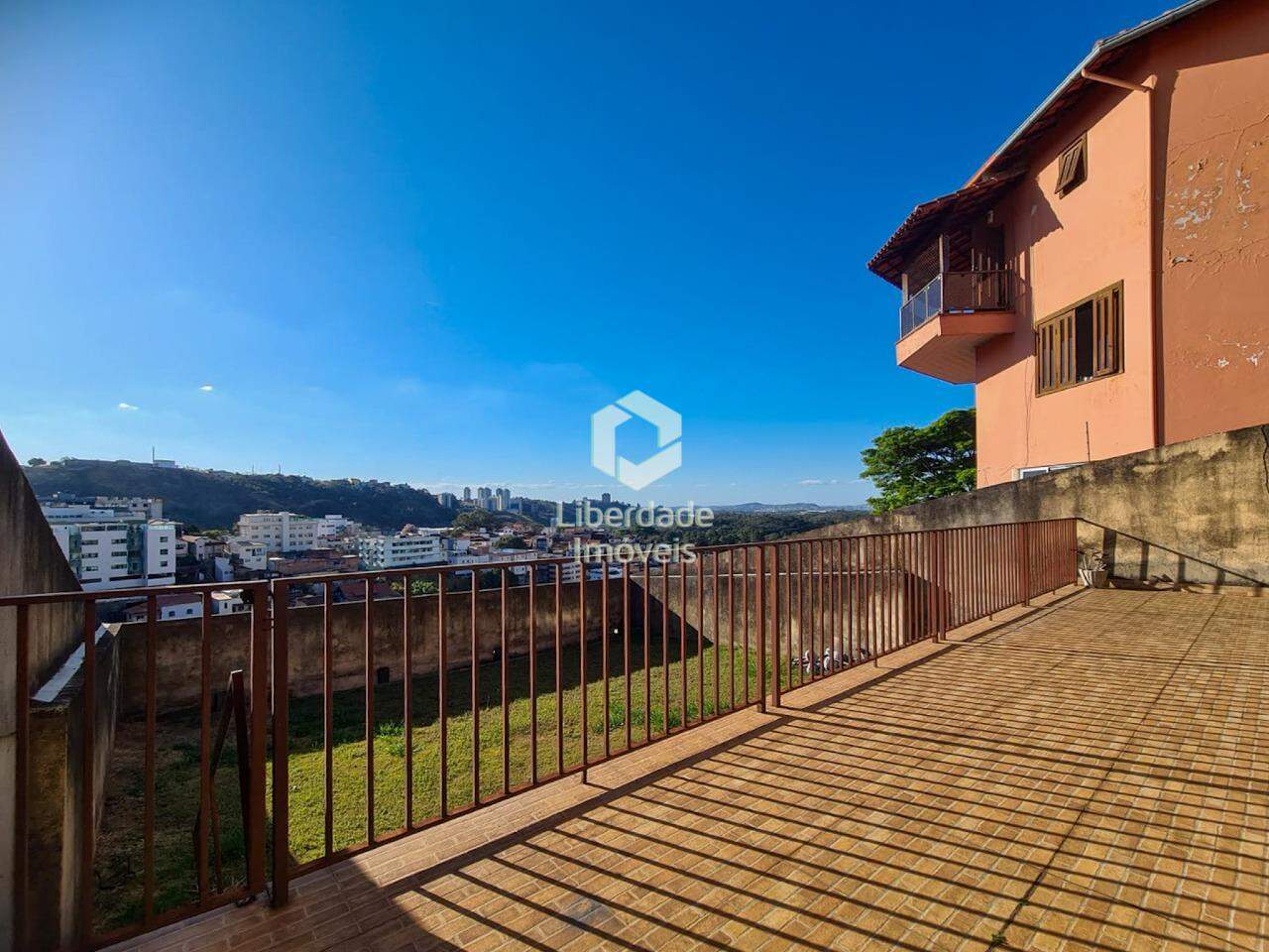 Casa à venda, 3 quartos no Caiçara.: 