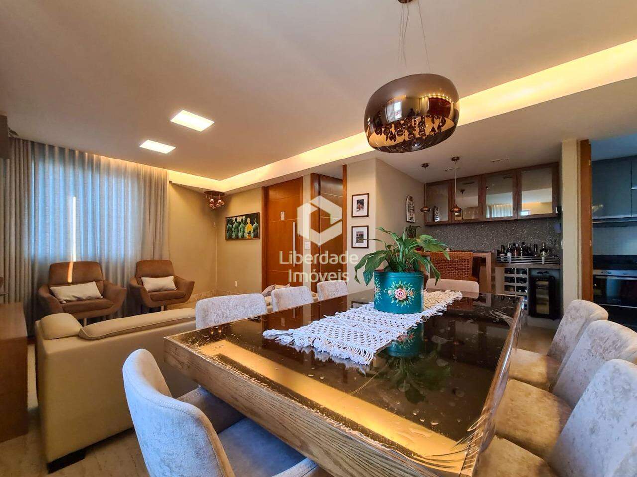 Apartamento à venda, 4 quartos no Caiçara.: 
