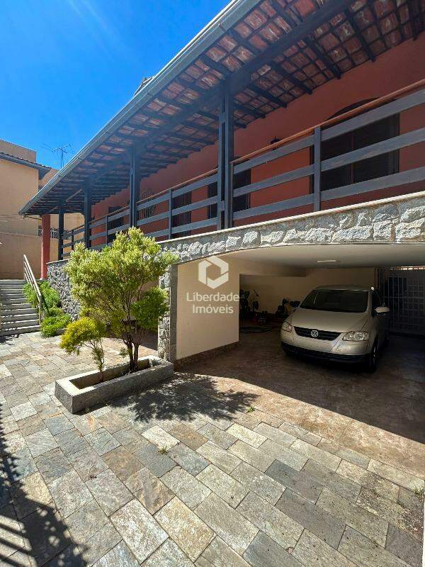 Casa à venda, 3 quartos no Caiçara.: 