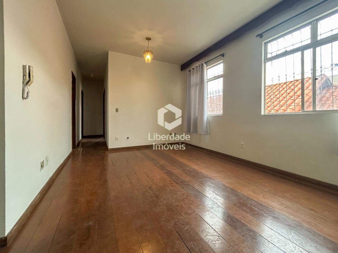 Apartamento à venda, 3 quartos no Carlos Prates.: 