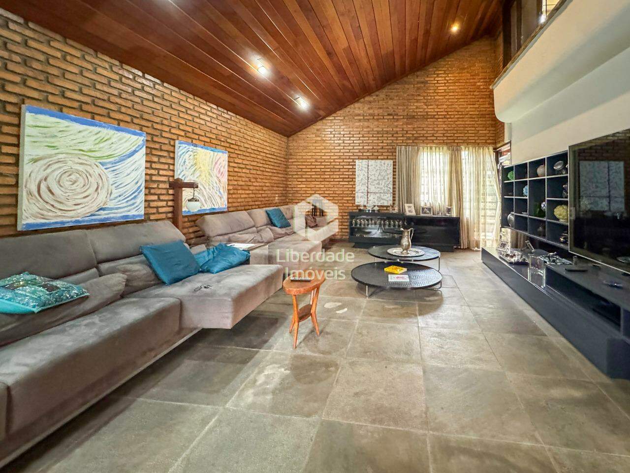 Casa à venda, 4 quartos no Caiçara.: 