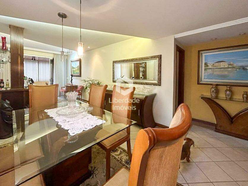 Apartamento com área privativa à venda, 4 quartos no Padre Eustáquio.: 