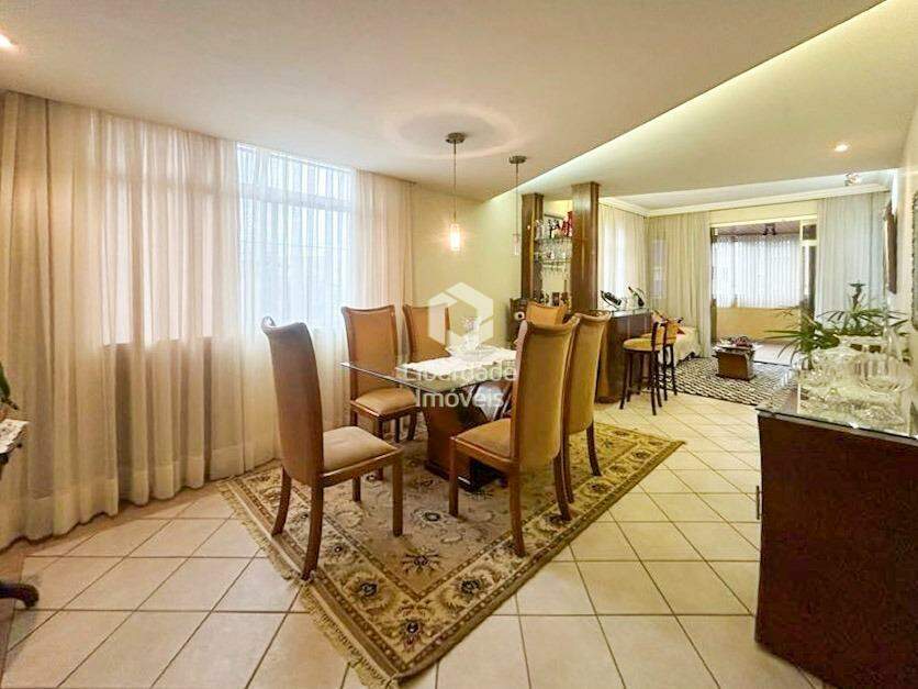 Apartamento com área privativa à venda, 4 quartos no Padre Eustáquio.: 