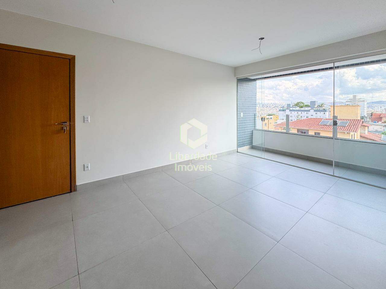 Apartamento à venda, 3 quartos no Monsenhor Messias.: 