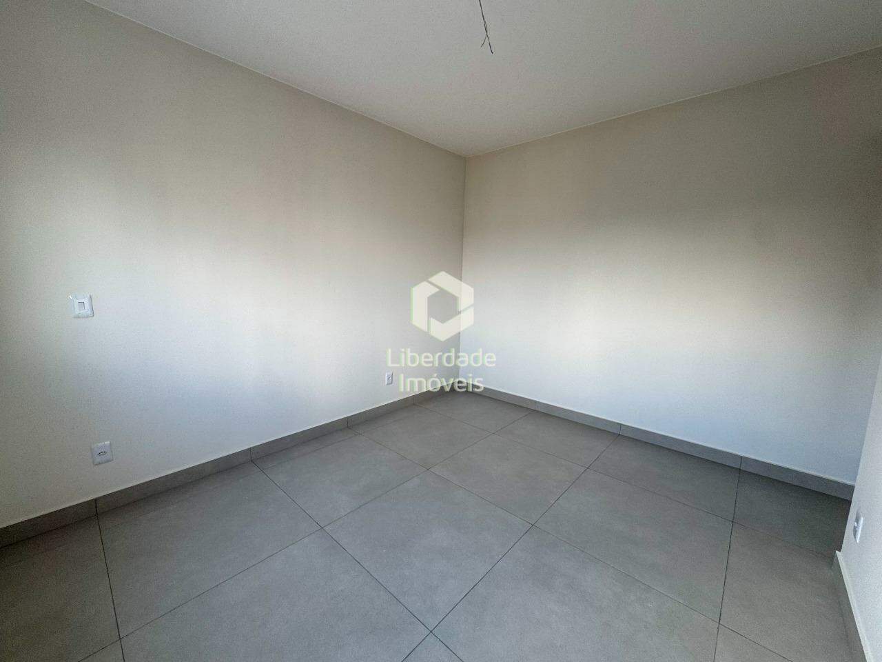 Apartamento à venda, 3 quartos no Monsenhor Messias.: 