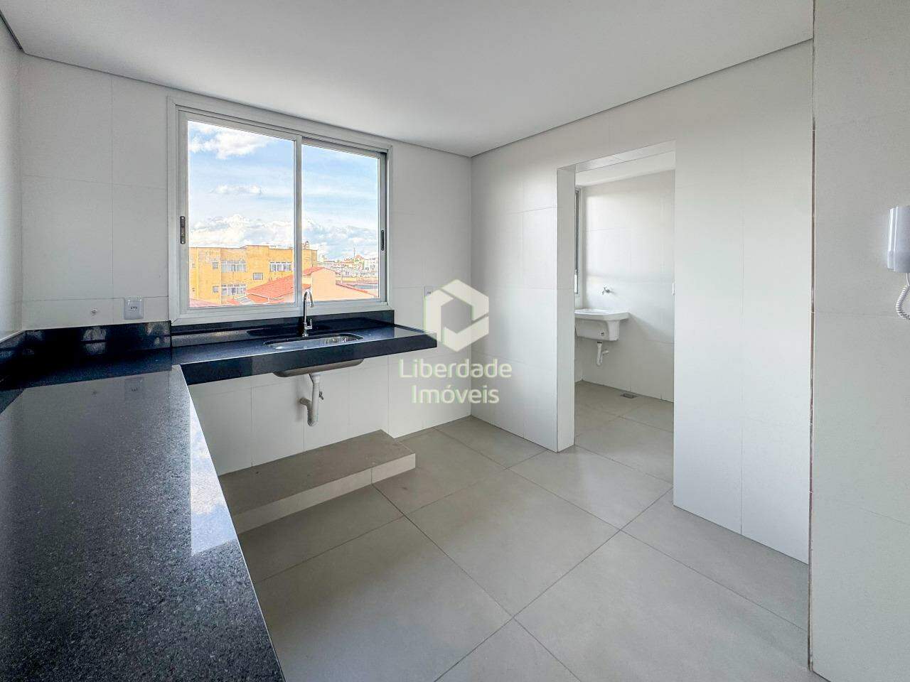 Apartamento à venda, 3 quartos no Monsenhor Messias.: 